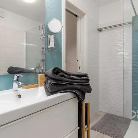 Rona Secret Garden Apartment Opatija