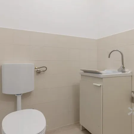 Rona Secret Garden Apartman